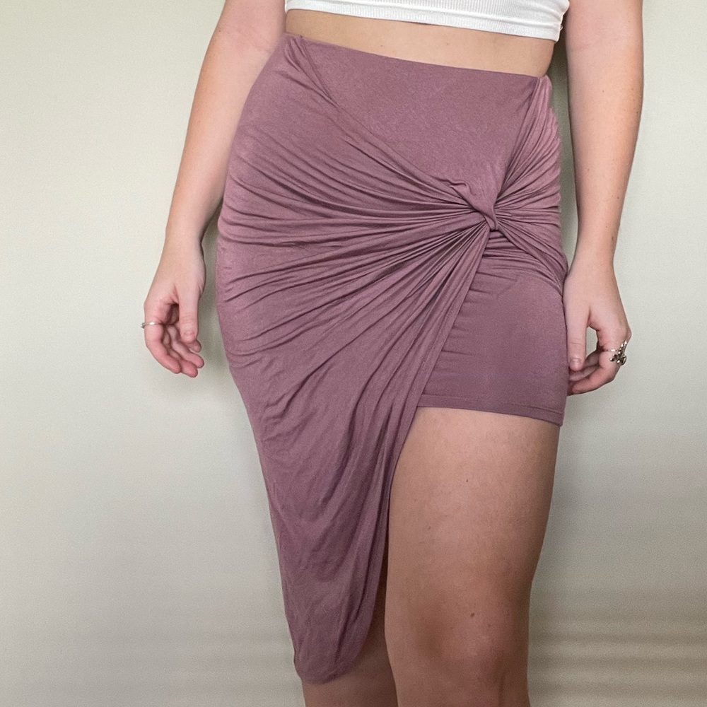 Asymmetrical mauve skirt
